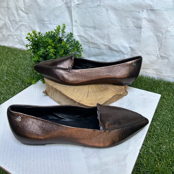 Agl Attilio Giusti Leombruni Vania
Pointed Toe Flat In Smoke size 37 US 7 - Picture 11 of 16